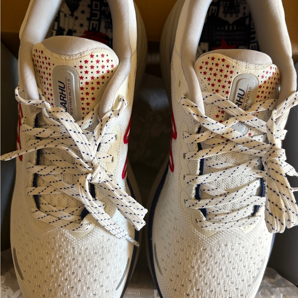 New! Karhu Women's Athletic Shoes - Mestari Run Lone Star women’s size 8.5 - Picture 3 of 7